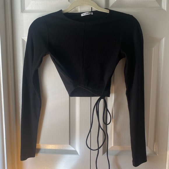 Reformation black wrap crop top - Picture 2 of 2
